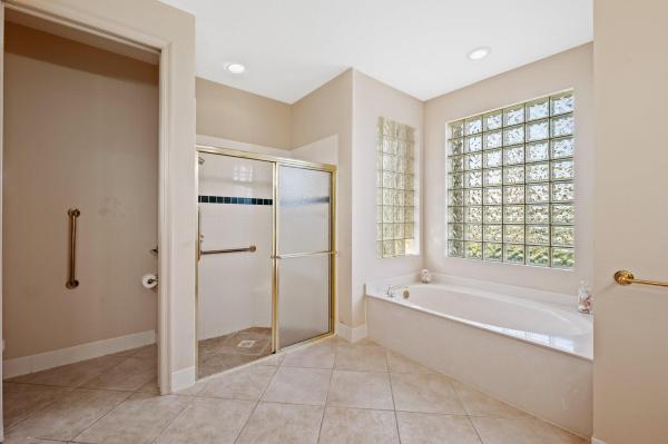 Lakeridge Falls, 7116 Falls Rd E, Boynton Beach, Florida 33437, image 1