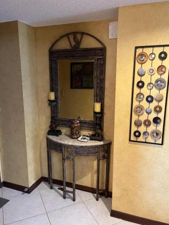 Huntington Lakes 3, 7185 Huntington Ln #405, Delray Beach, Florida 33446, image 1