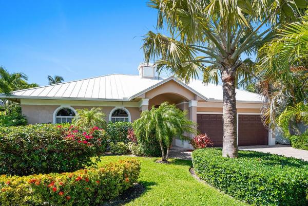Palm Beach Shores Residential, 218 Sandal Ln, Palm Beach Shores, Florida 33404, image 1