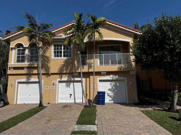 Sierra Bay, 1825 Sonrisa Dr, Riviera Beach, Florida 33404, image 1