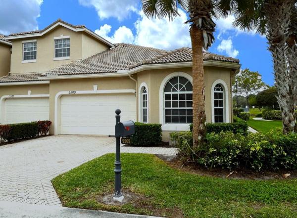 Clubside, 9509 Crooked Stick Ln, Port St. Lucie, Florida 34986, image 1