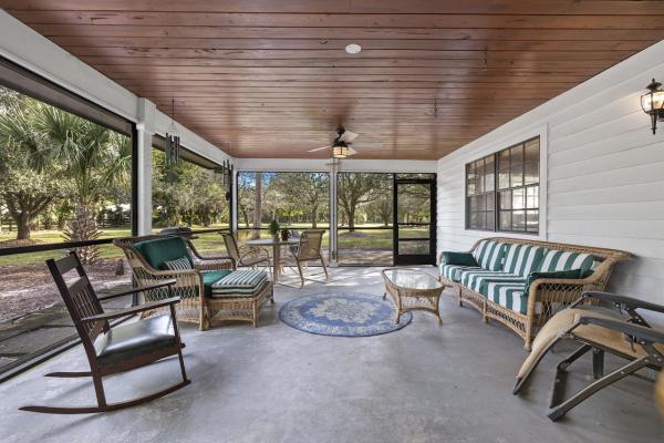 Palm Beach Little Ranches, 700 E Rambling Dr, Wellington, Florida 33414, image 2