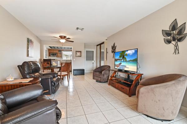 Dudley At Cresthaven Villas, 2643 Dudley Dr W #C, West Palm Beach, Florida 33415, image 2