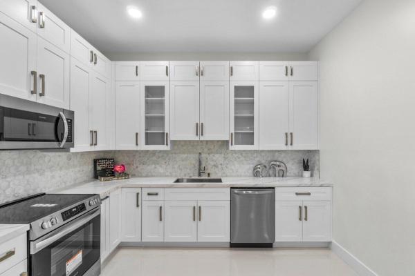 Rainberry Bay, 2924 NW 7th Ct #A, Delray Beach, Florida 33445, image 2
