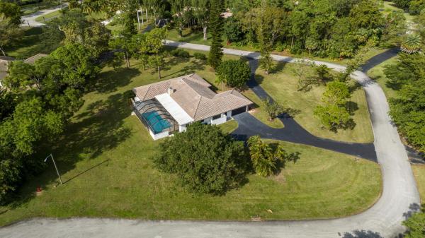 Tamarron At Loggers Run, 22633 Lemon Tree Ln, Boca Raton, Florida 33428, image 1