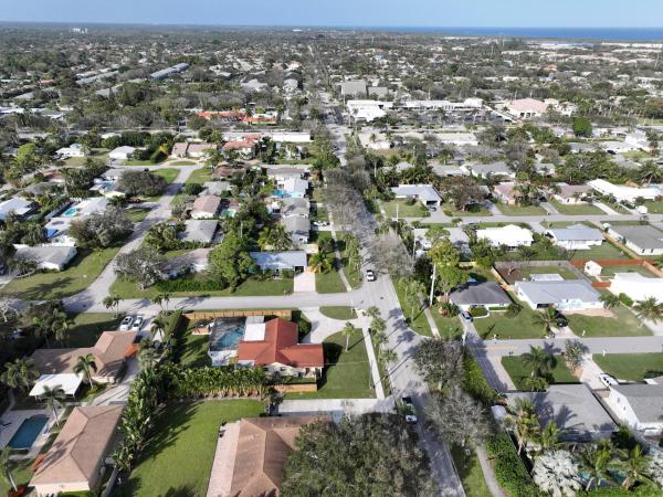 Ridgewood, 357 Seabrook Rd, Tequesta, Florida 33469, image 3