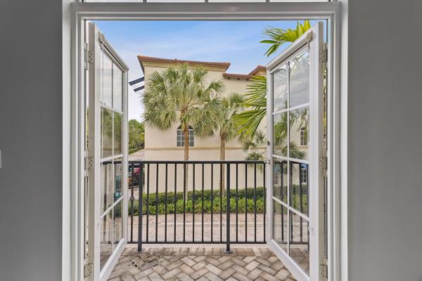 Estancia At Boynton Beach, 3211 Estancia Ln, Boynton Beach, Florida 33435, image 1