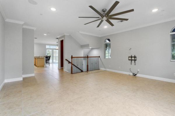 Estancia At Boynton Beach, 3211 Estancia Ln, Boynton Beach, Florida 33435, image 2