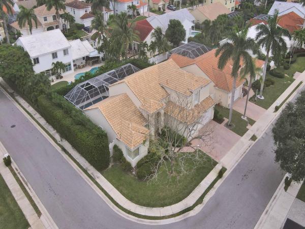 Siena Oaks, 10256 Allamanda Cir, Palm Beach Gardens, Florida 33410, image 2