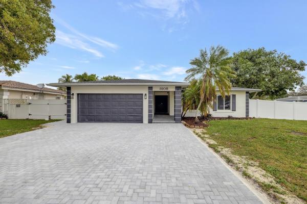 Sunflower, 8108 NW 67th Ave, Tamarac, Florida 33321, image 1