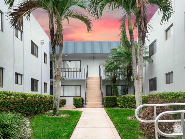 Ashland At Lakes Of Delray, 15108 Ashland Dr #190, Delray Beach, Florida 33484, image 1