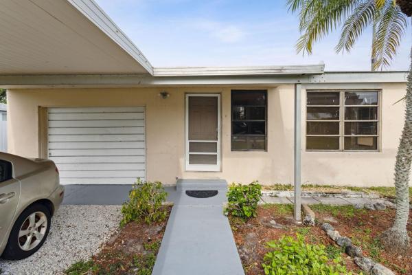 Lakewood Gardens, 3693 Lakewood Rd, Palm Springs, Florida 33461, image 1