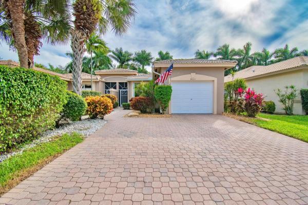 Palm Isles West, 9823 Crescent View Dr, Boynton Beach, Florida 33437, image 1