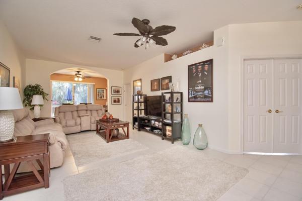 Palm Isles West, 9823 Crescent View Dr S, Boynton Beach, Florida 33437, image 2