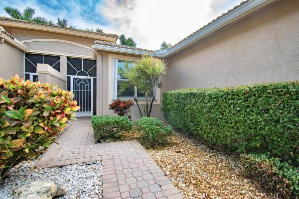 Palm Isles West, 9823 Crescent View Dr S, Boynton Beach, Florida 33437, image 3