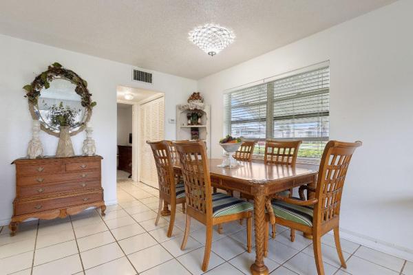 Sterling Village, 600 Horizons W #105, Boynton Beach, Florida 33435, image 1