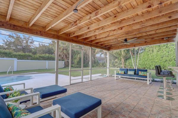 Ridgewood, 77 Holly Cir, Tequesta, Florida 33469, image 1