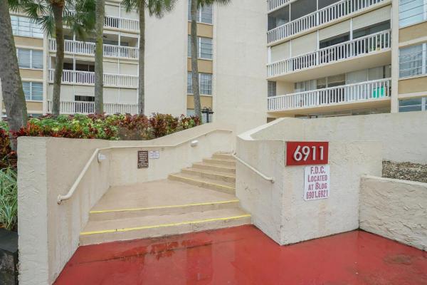 Environ 1, 6911 Environ Blvd #3G, Lauderhill, Florida 33319, image 1