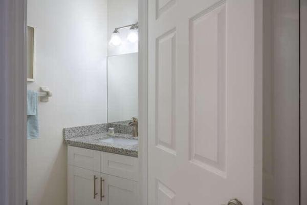 Prestwick Chase, 587 Prestwick Cir #4, Palm Beach Gardens, Florida 33418, image 2