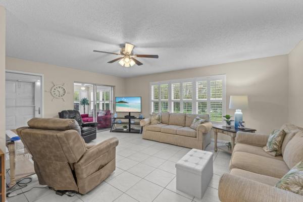 High Point Of Delray 7, 4520 NW 3rd Ct #A, Delray Beach, Florida 33445, image 2