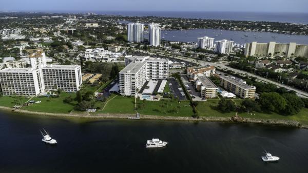 Gemini, 336 Golfview Rd #405, North Palm Beach, Florida 33408, image 1