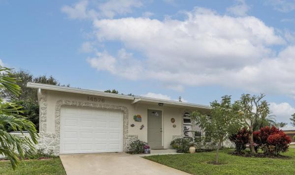 Coco Wood Lakes, 14576 Springside Ln, Delray Beach, Florida 33484, image 2