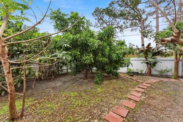 Pine Air, 1298 Sunrise Rd, West Palm Beach, Florida 33406, image 2
