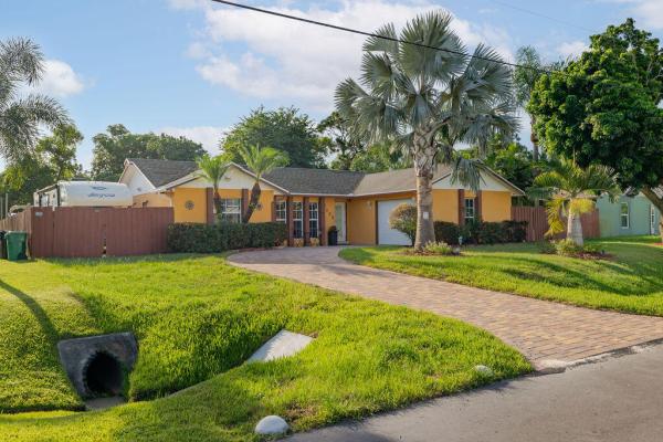 Gatlin Pines, 2989 SW Ventura St, Port St. Lucie, Florida 34953, image 1