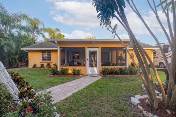 Gatlin Pines, 2989 SW Ventura St, Port St. Lucie, Florida 34953, image 2