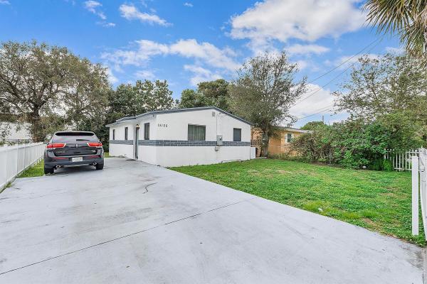 Washington Park, 15100 NE 14th Ct, North Miami Beach, Florida 33162, image 2