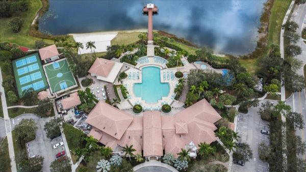 Stillwater Creek At Evergrene, 627 Castle Dr, Palm Beach Gardens, Florida 33410, image 2