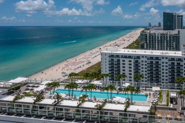 The Riviera, 2401 Collins Ave #906, Miami Beach, Florida 33140, image 1