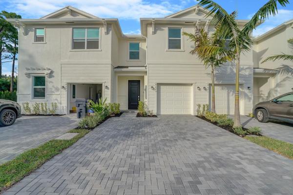 Heathwood Reserve, 4675 Hollister Ave, Lake Worth Beach, Florida 33463, image 1
