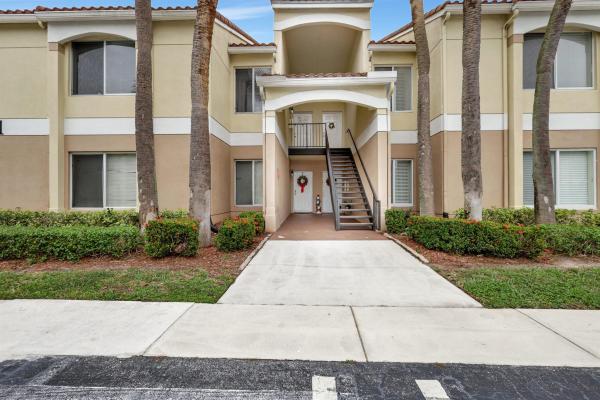 Casablanca Isles, 815 W Boynton Beach Blvd #1-206, Boynton Beach, Florida 33426, image 1