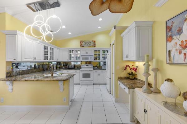 Villa San Remo, 18419 Via Di Regina, Boca Raton, Florida 33496, image 1
