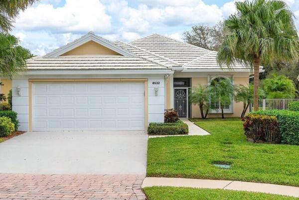 Garden Oaks, 8532 Doverbrook Dr, Palm Beach Gardens, Florida 33410, image 1