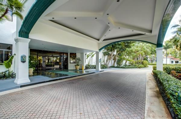 Harborside At The Waterways, 3640 Yacht Club Dr #1001, Aventura, Florida 33180, image 1