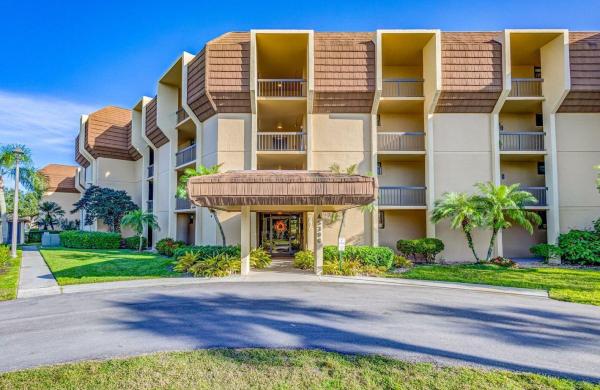 Woodland Lakes, 5390 Woodland Lakes Dr #105, Palm Beach Gardens, Florida 33418, image 1