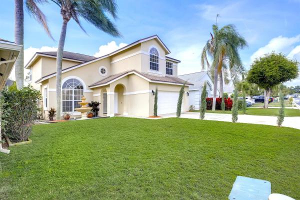 Emerald Forest Of Wellington, 1416 Lake Breeze Dr, Wellington, Florida 33414, image 1