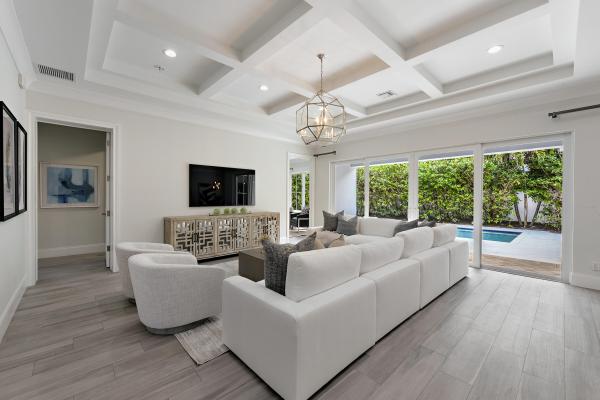 Boca Villas, 1051 NE 3rd Ave, Boca Raton, Florida 33432, image 2