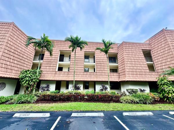 Tarpon Bay Yacht Club, 3100 SE Pruitt Rd #B203, Port St. Lucie, Florida 34952, image 1