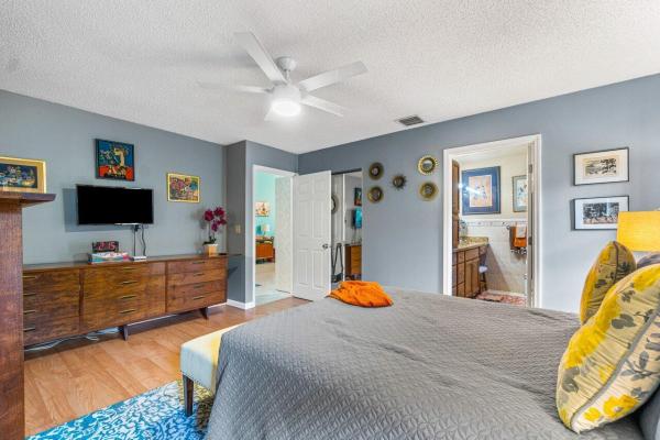 Palm Chase Lakes, 10062 Andrea Ln, Boynton Beach, Florida 33437, image 2