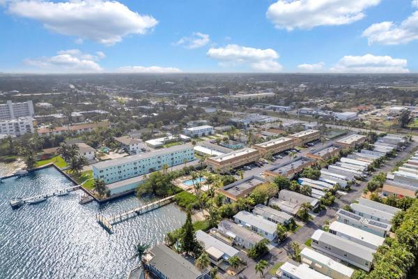 Shore Side, 720 N Dixie Hwy #201, Lantana, Florida 33462, image 1