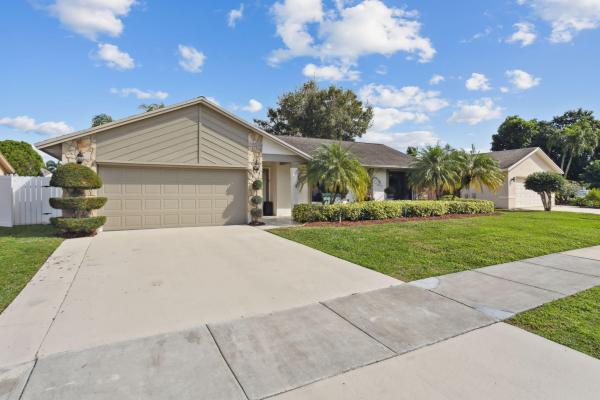 Riverglen East, 714 NW 42nd Way, Deerfield Beach, Florida 33442, image 2