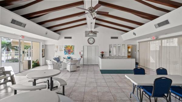Four Sea Suns, 315 Circle Dr S, Boynton Beach, Florida 33435, image 1