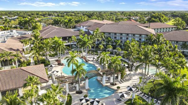 Club Cottages, 407 Club Dr, Palm Beach Gardens, Florida 33418, image 1