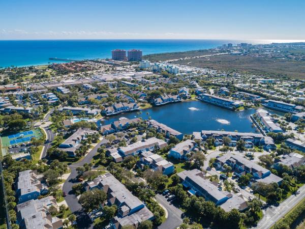 Villas Of Ocean Dunes, 809 Ocean Dunes Cir, Jupiter, Florida 33477, image 1