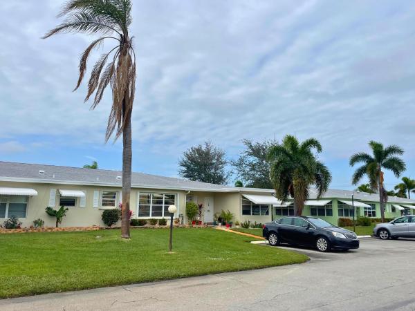 Pine Point Villas, 3301 Loren Rd #C, Boynton Beach, Florida 33435, image 2