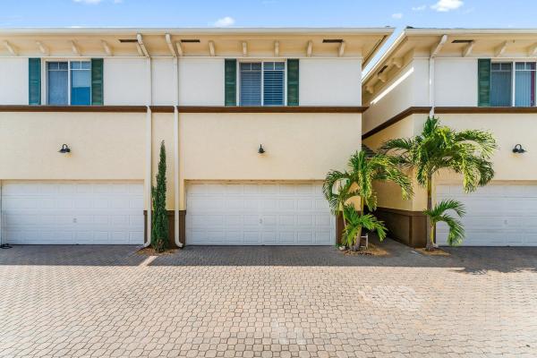 Parrot Cove, 518 N Federal Hwy #14, Lake Worth Beach, Florida 33460, image 1
