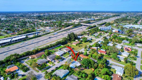 Beverly Hills, 212 SW 4th St, Boynton Beach, Florida 33435, image 1